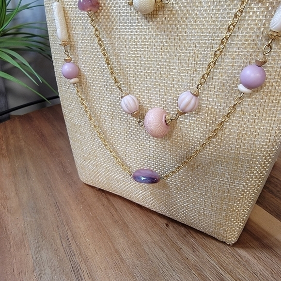 Long layered three stand necklace pink and cream beads on gold tone chains - Picture 7 of 13